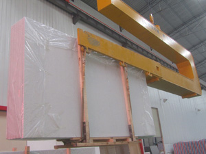 Container Loading in Factory (1)